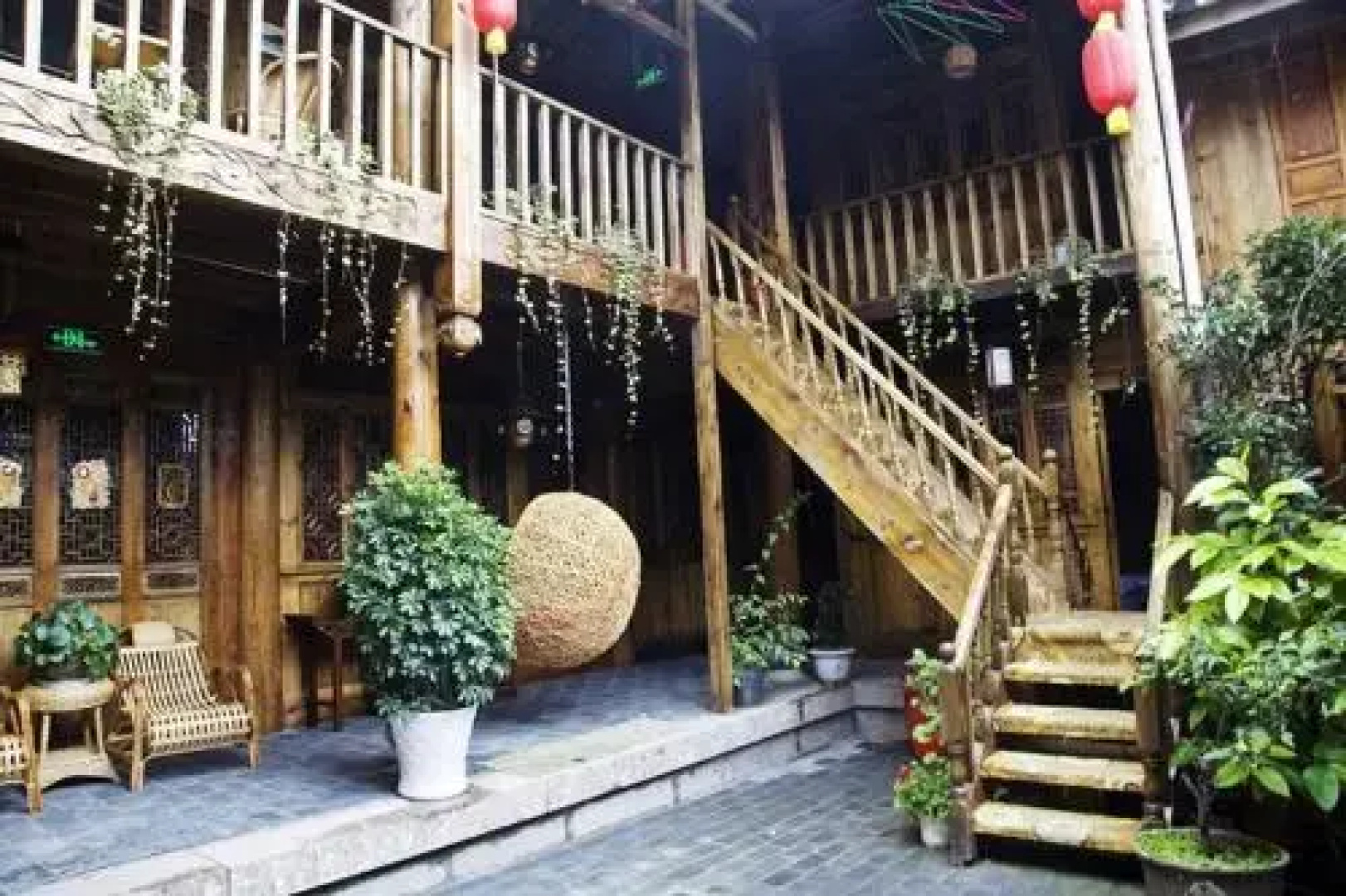 Ruijingna Boutique Inn