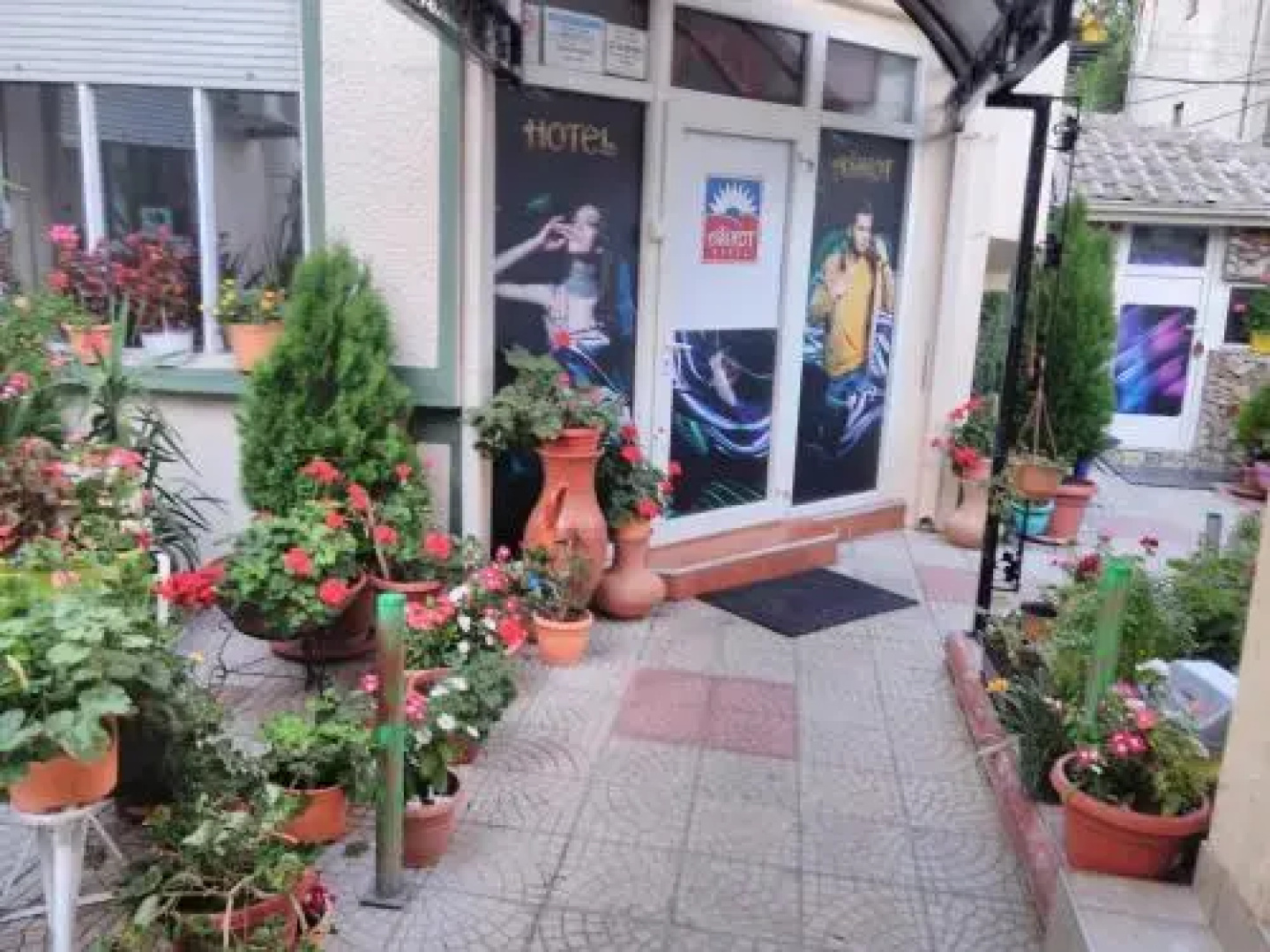 Hotel Asikot