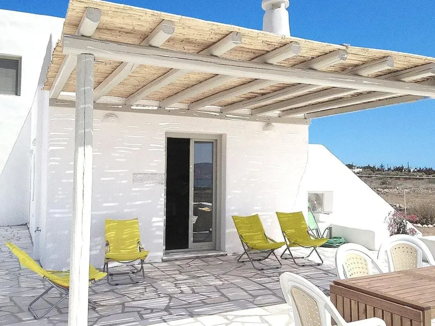 Paros House
