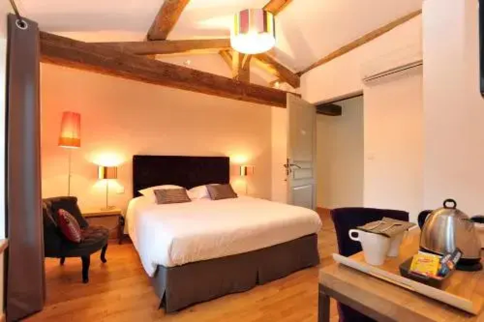 Château de Tanay B&B