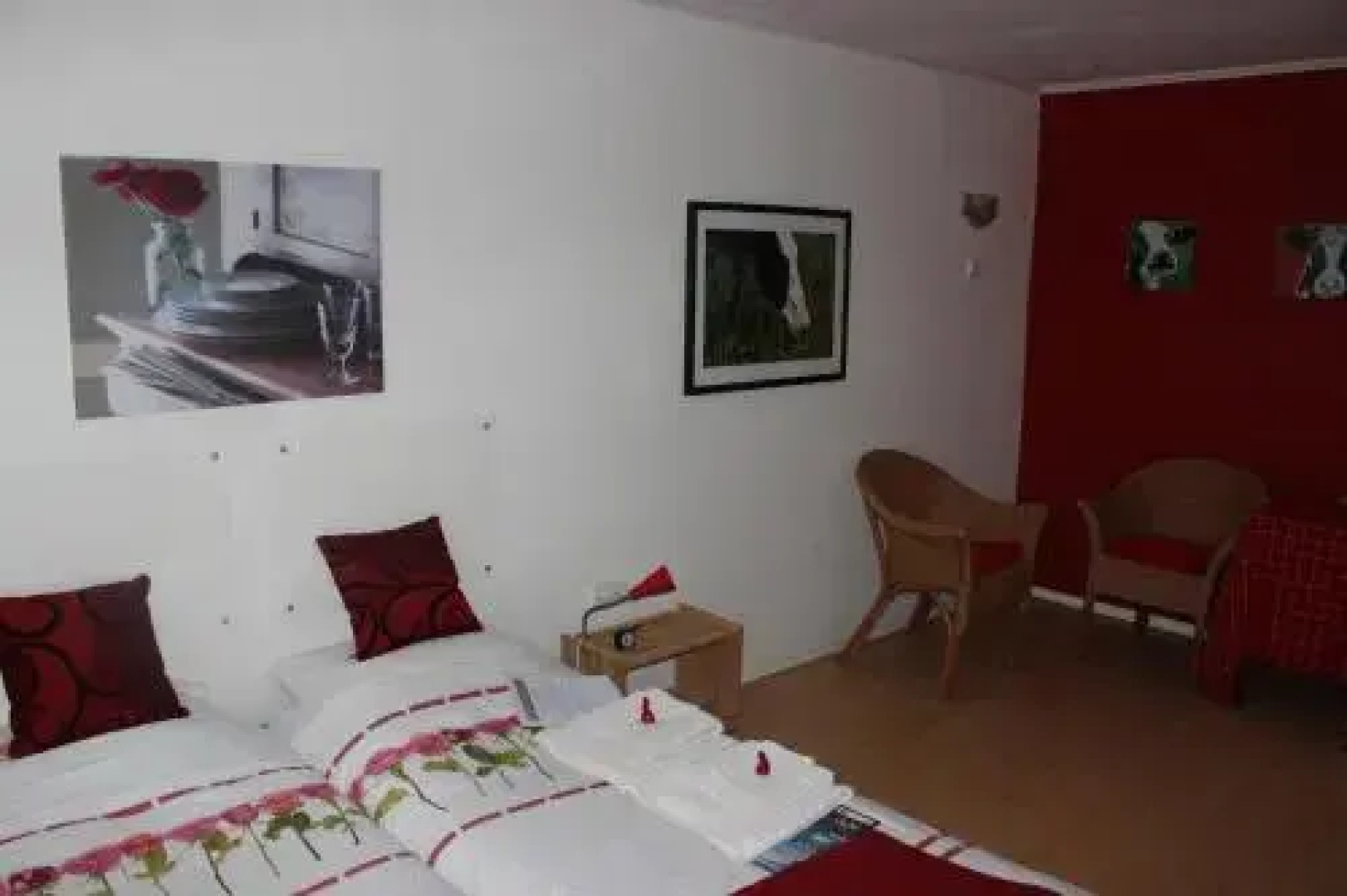 Desokkeraai - Sauna & Hottub privé appartement in schuur