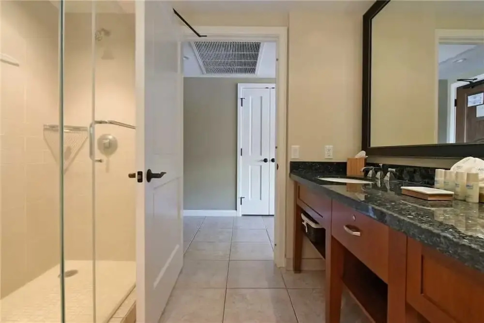 Honua Kai-Konea #539 - 2 Br condo by RedAwning