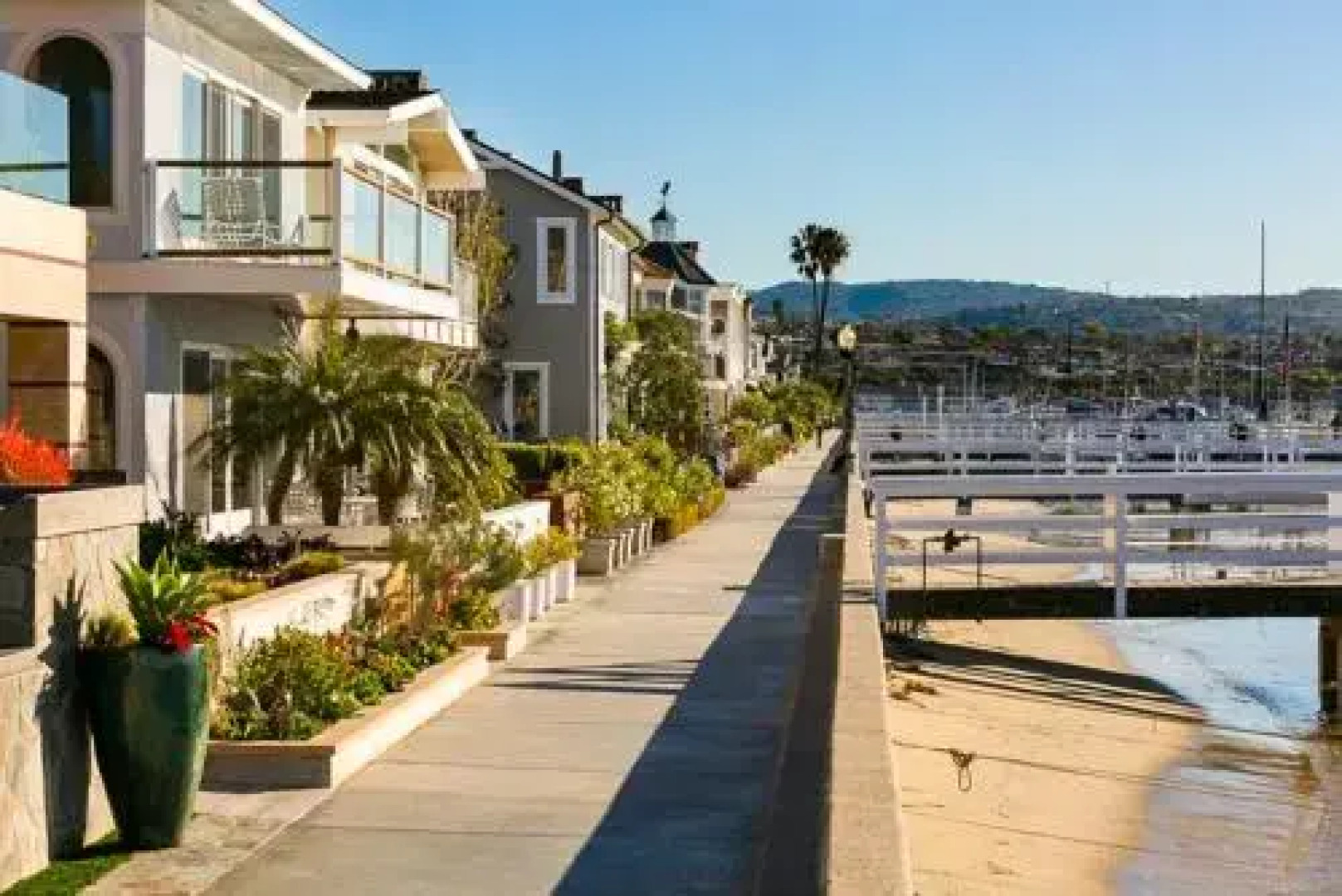 NB-214 - Coral Beach House