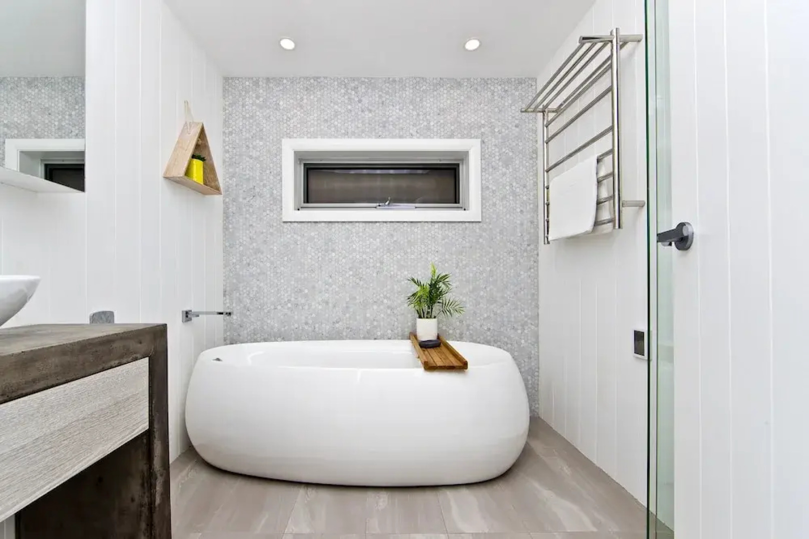 Hampton's Coastline Retreat