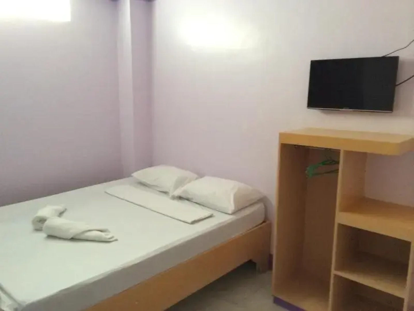 Velez Pensionne House