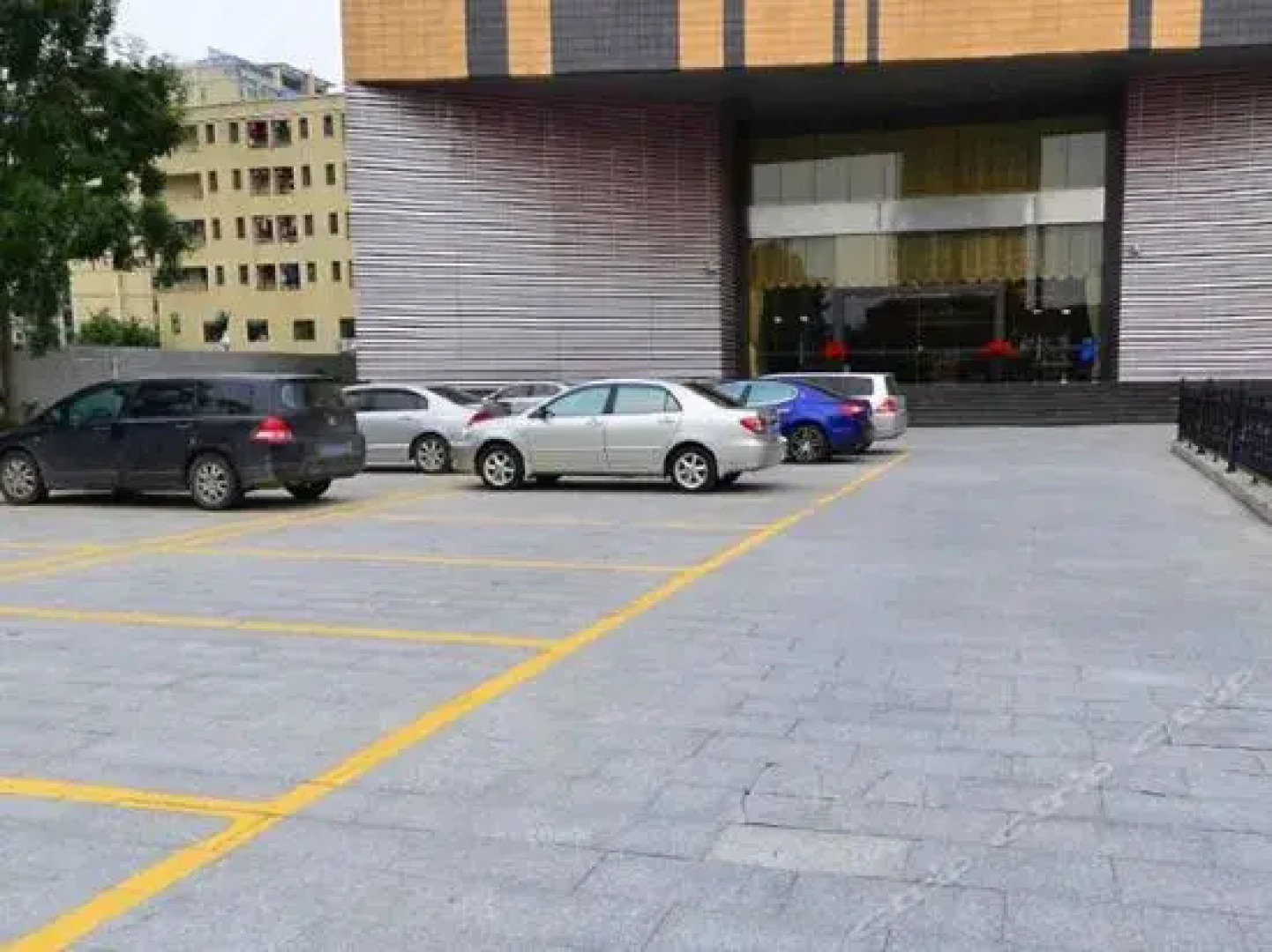 Carnival Recreation Hotel