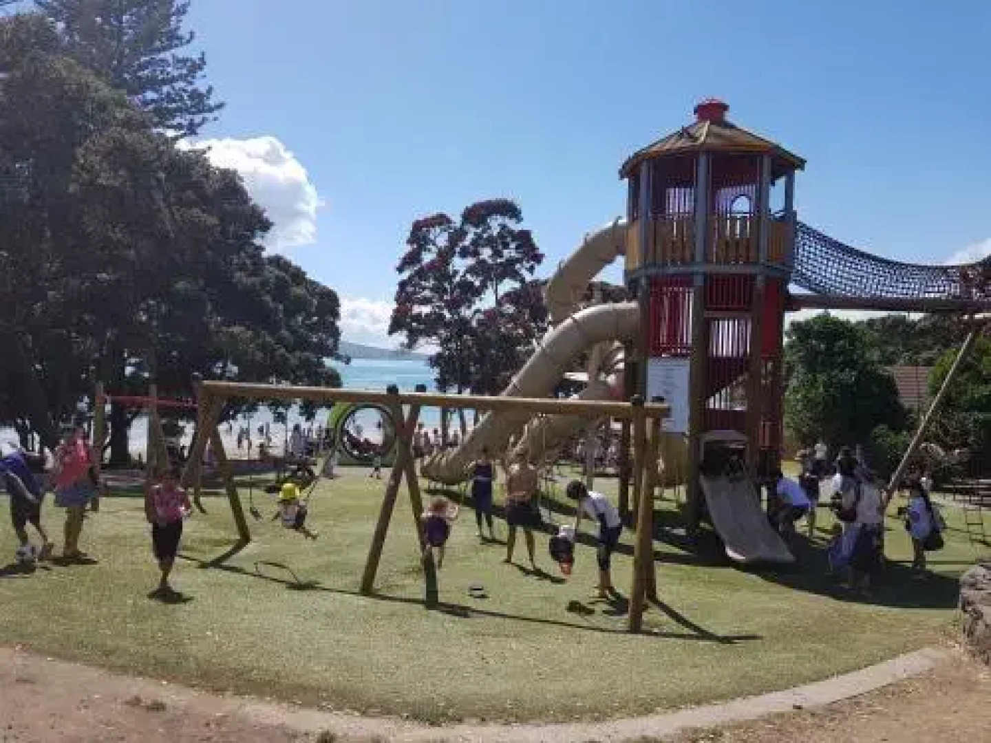 Takapuna Beach Accommodation