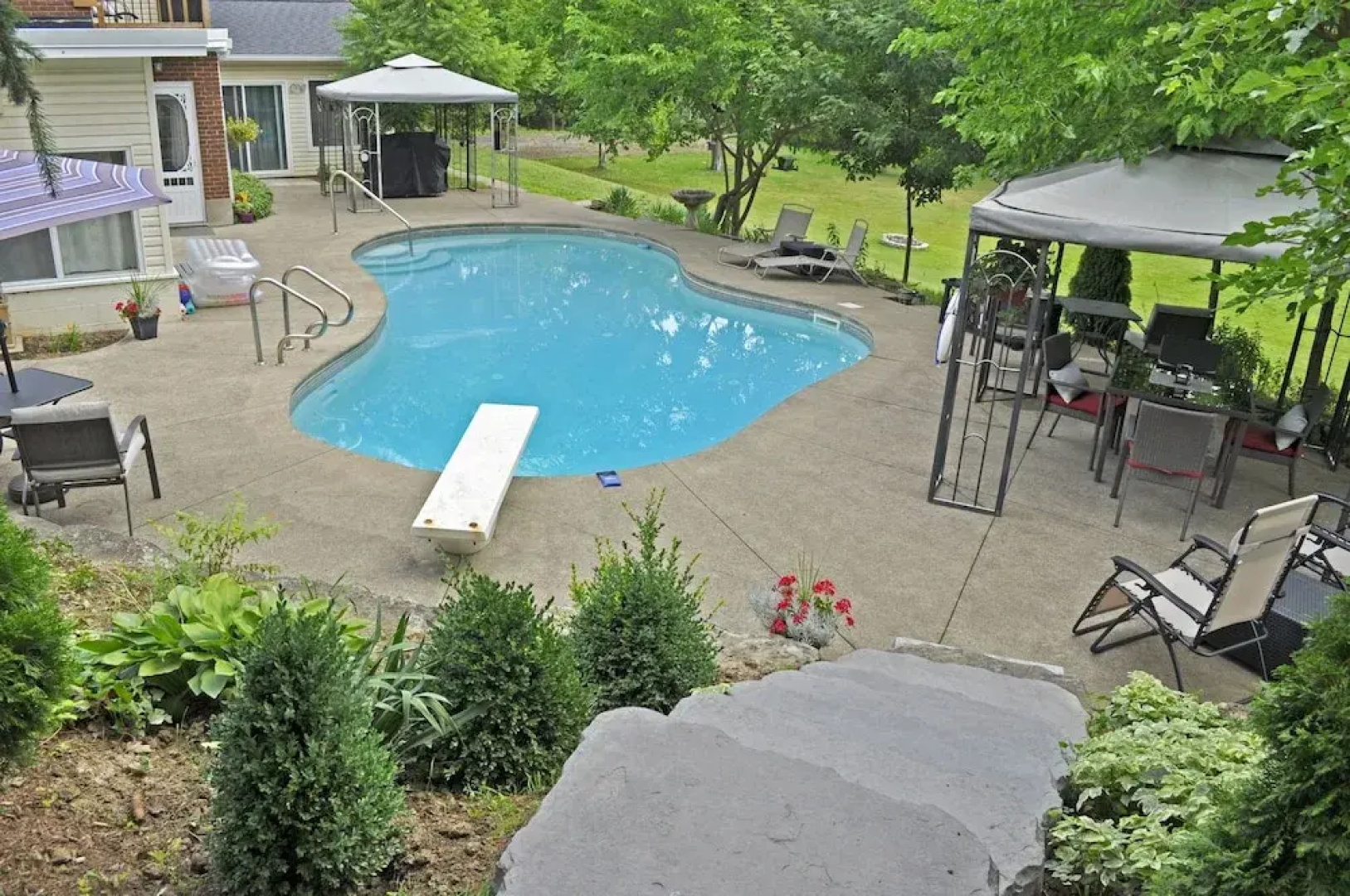Centennial House Bed and Breakfast