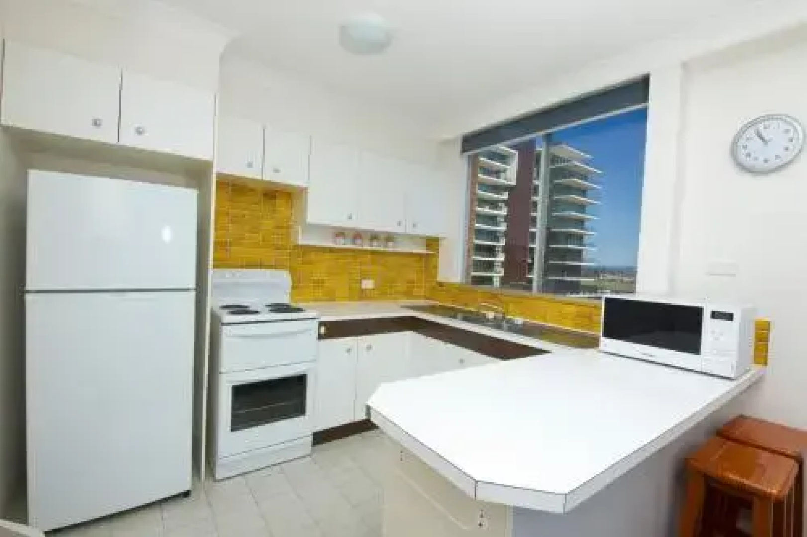 Beachpoint, Unit 303, 28 North Street