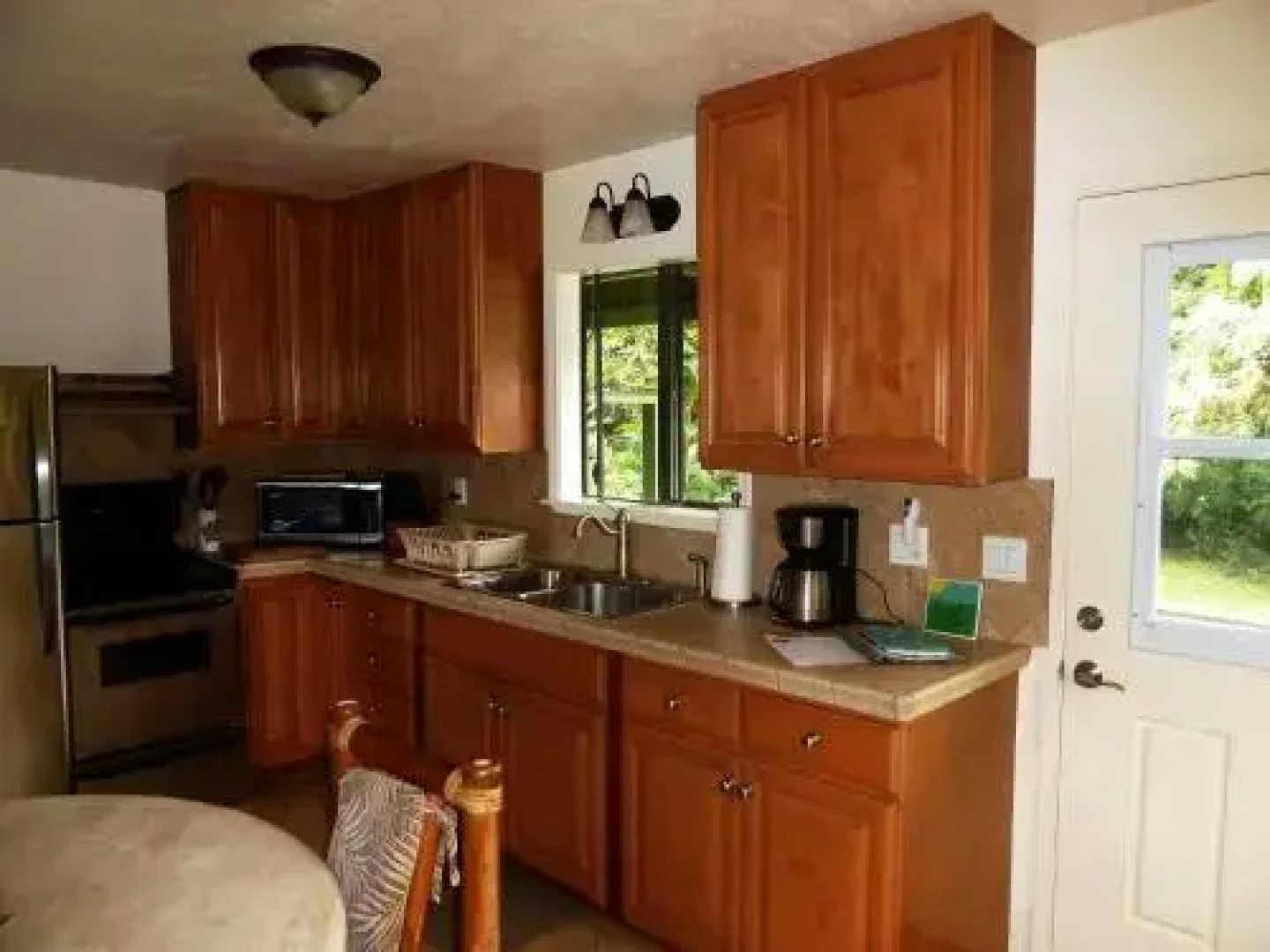 Hale Nanea - Hana Paradise Cottages