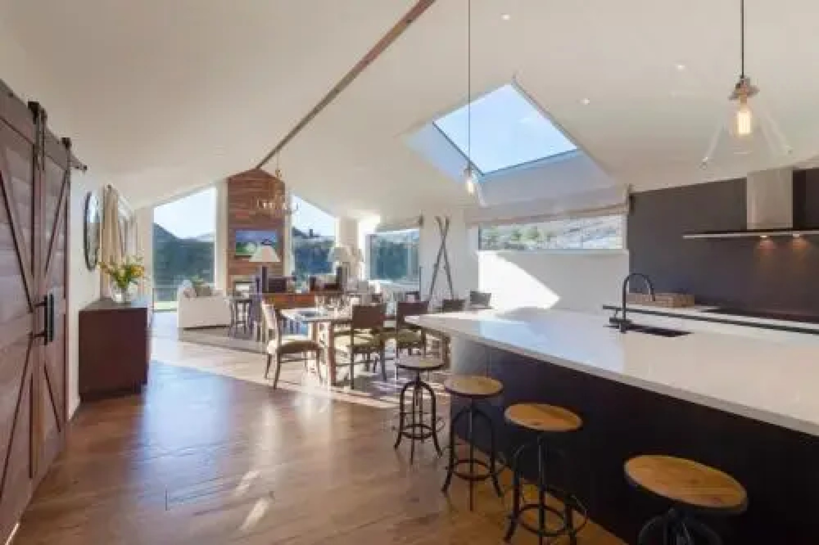 Kawarau Lodge Ski Golf Or Relax In Style BBQ