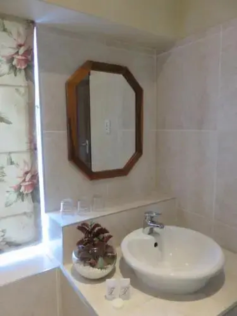 Oak Lodge Guesthouse