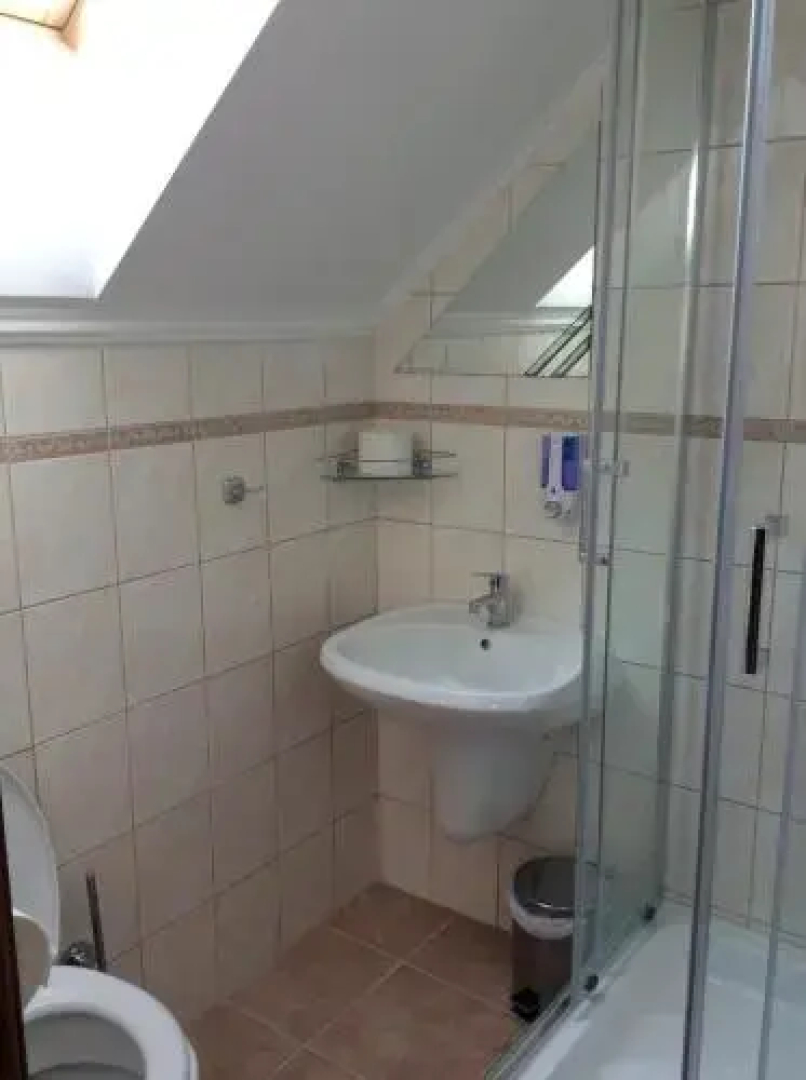 Földvár Panzió és Corner Sport Büfé