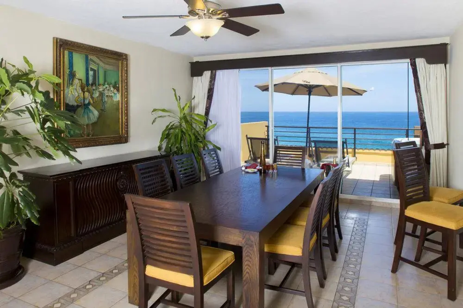 Villa del Palmar Residences