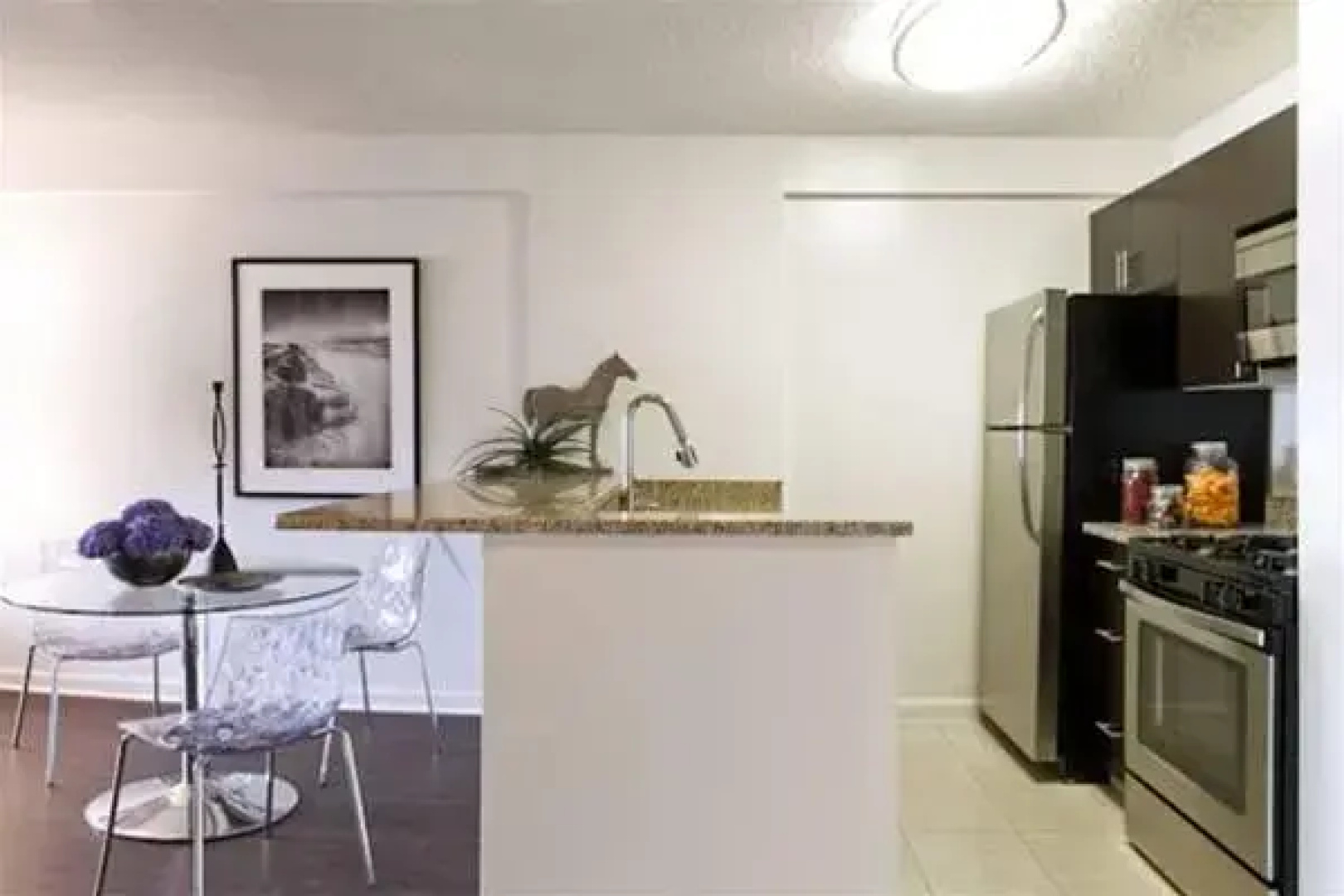 Furnished Quarters at Halstead White Plains