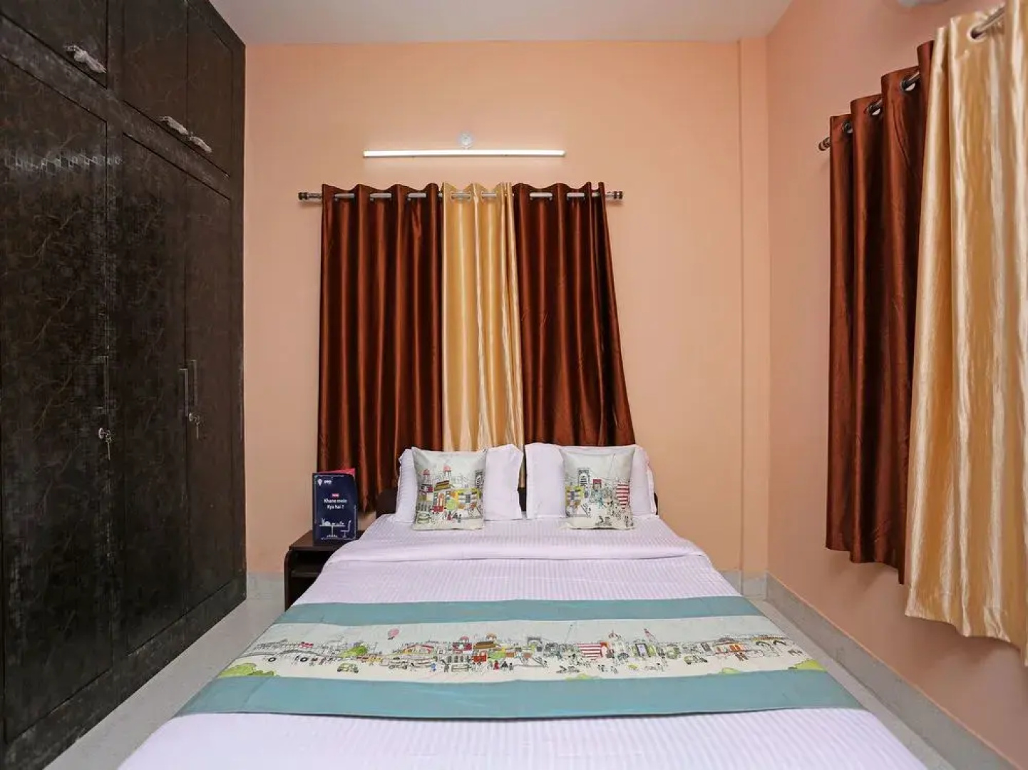 SR Corporate Guest House