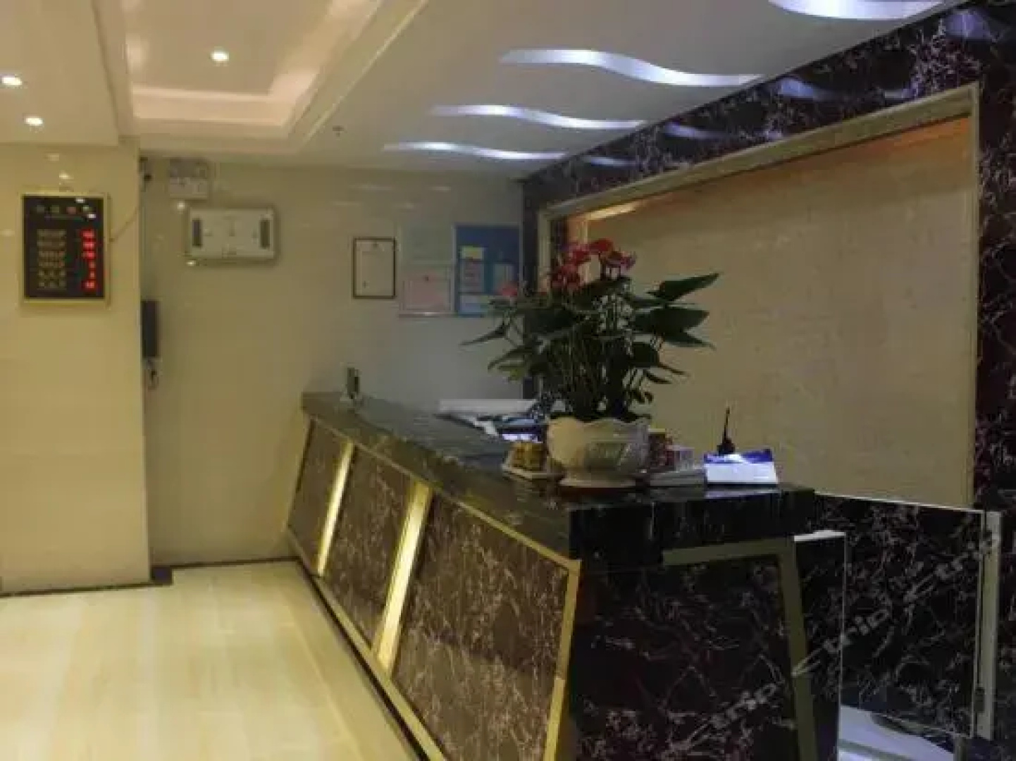 Junting Business Hotel