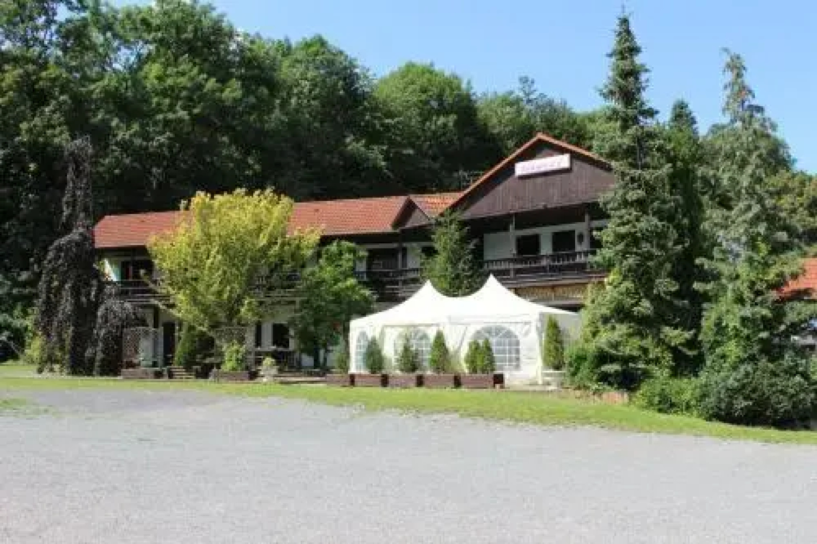 Motel Zur Festwiese