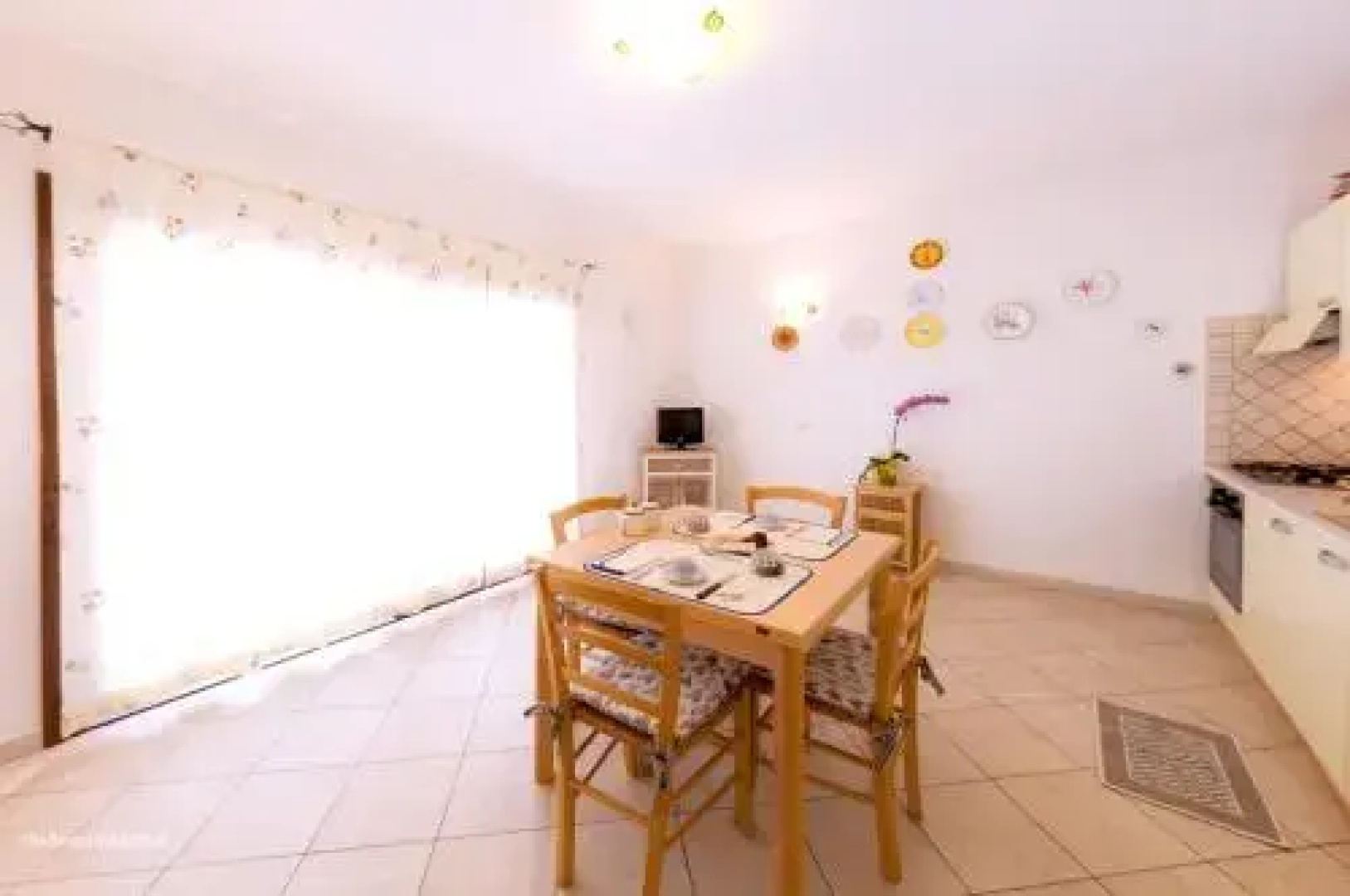 Cosy Holiday Home in Isola Rossa With Garden