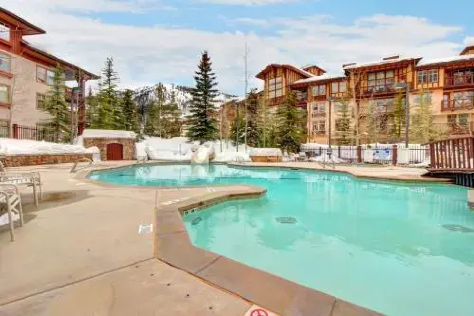 Eagle Springs East 402: Buffaloberry Suite