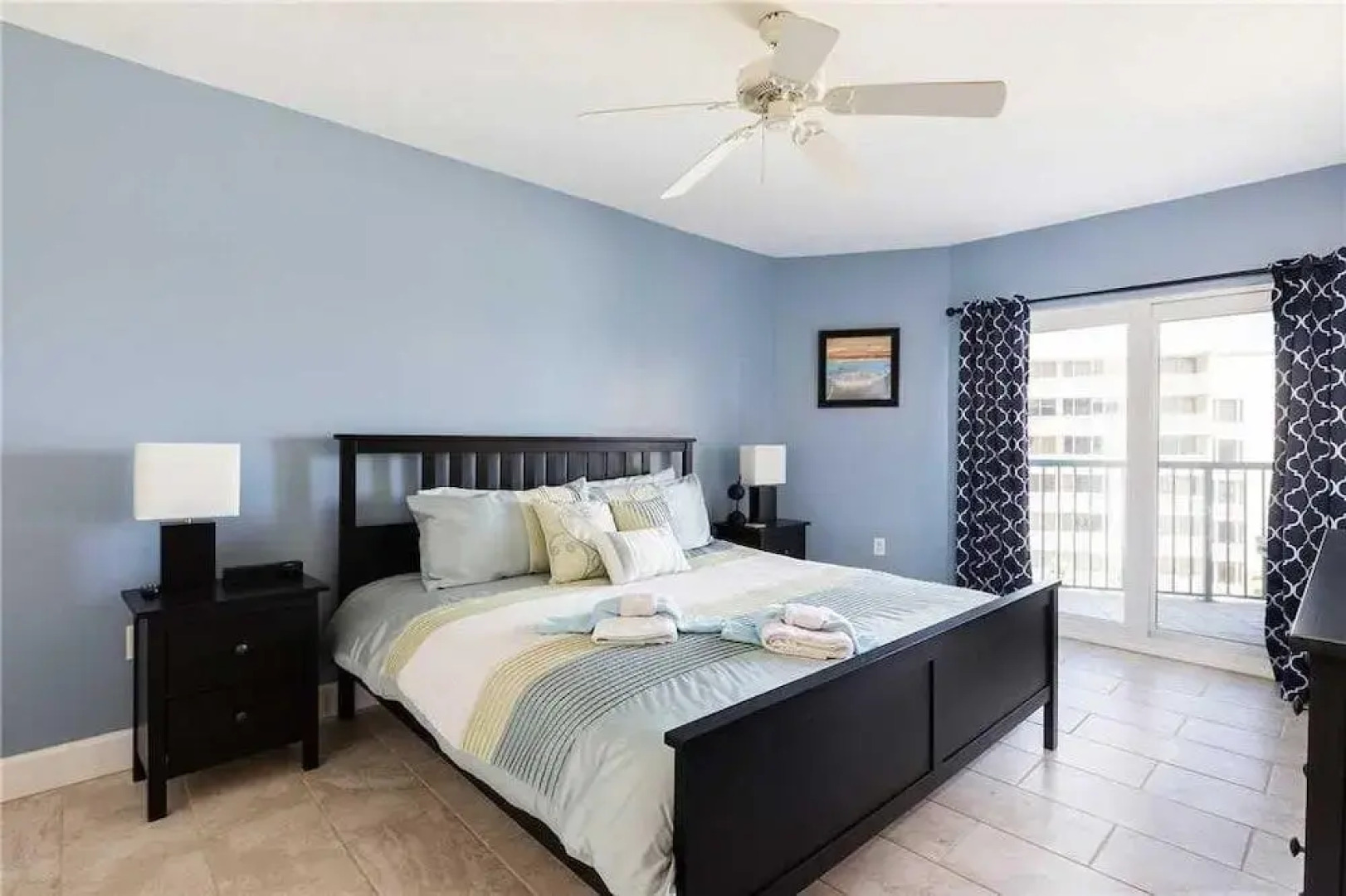 Daytona Towers Grande Unit 702 Apartment 2