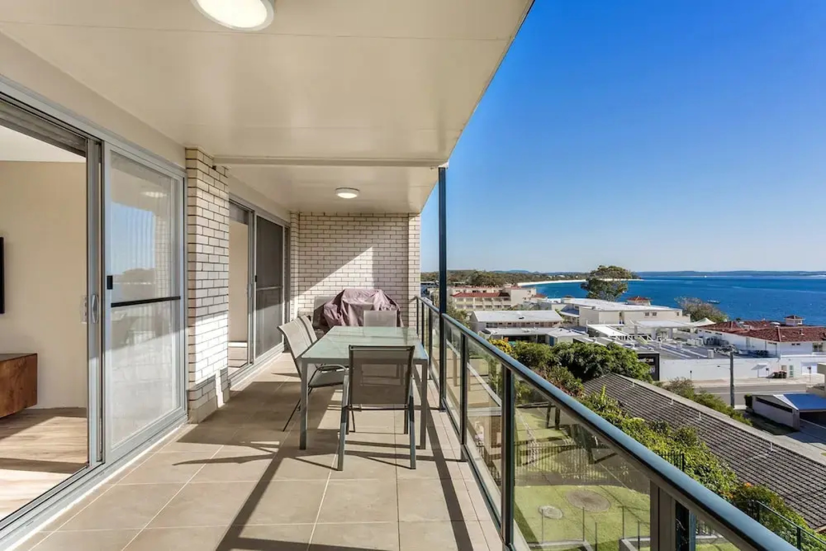 Ronald Avenue, Sundeck,  Unit 08, 51