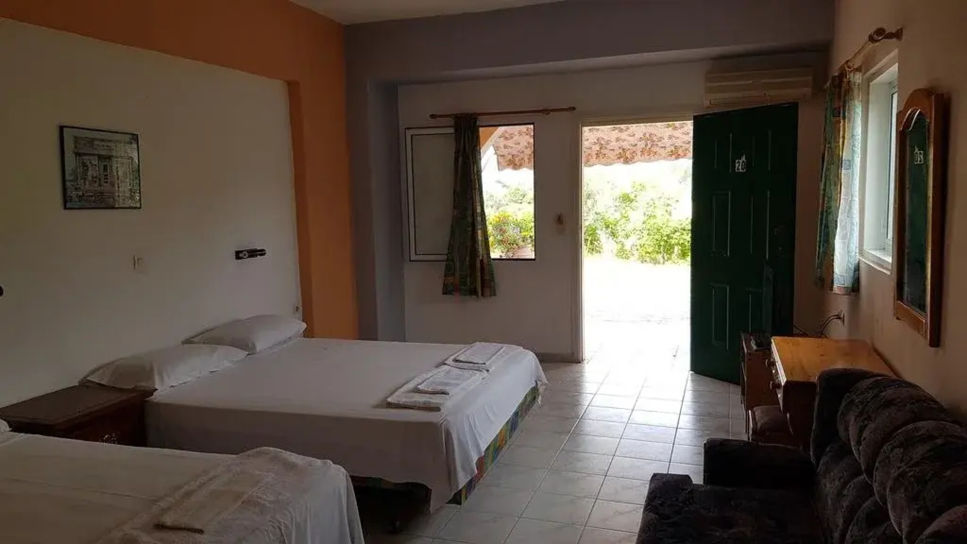 Gardenos Hotel