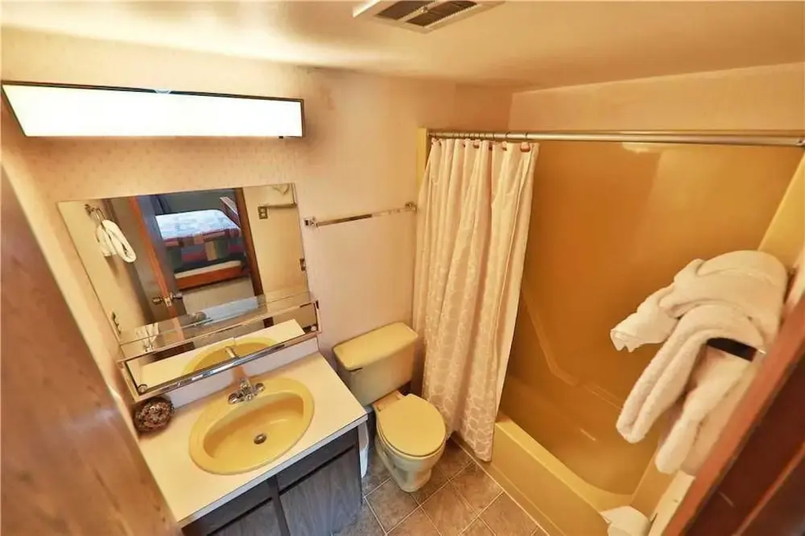 Meadow Ridge 08-01 - 2 Br Condo