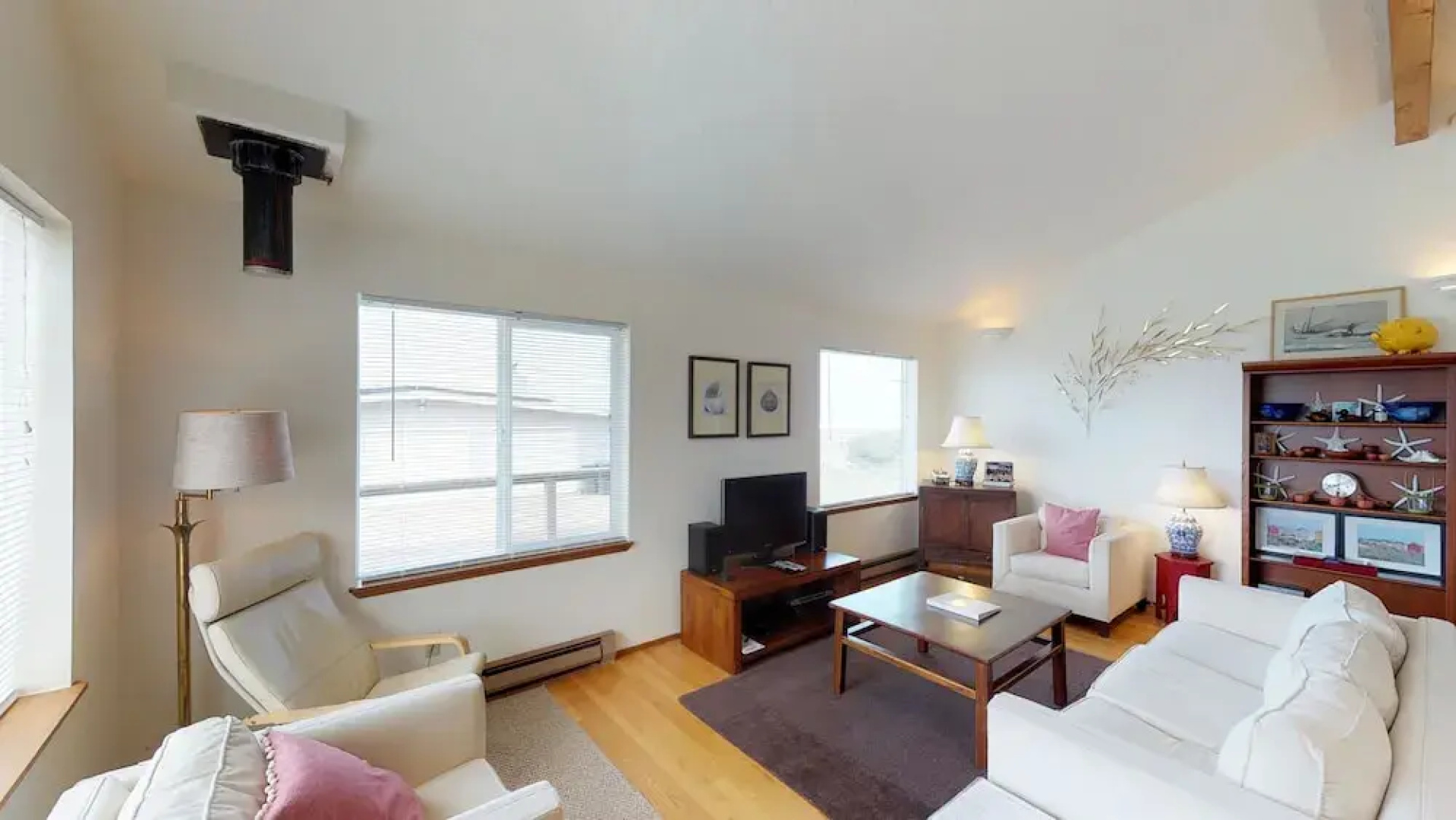 OceanSide Beach At Yachats 1 Br cottage by RedAwning