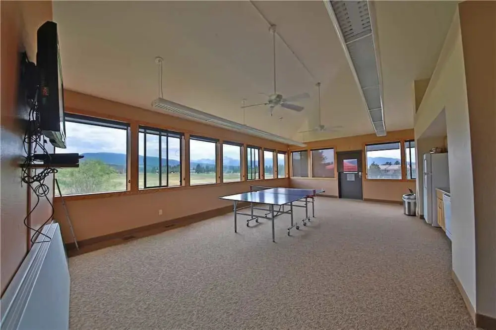 Meadow Ridge 08-01 - 2 Br Condo