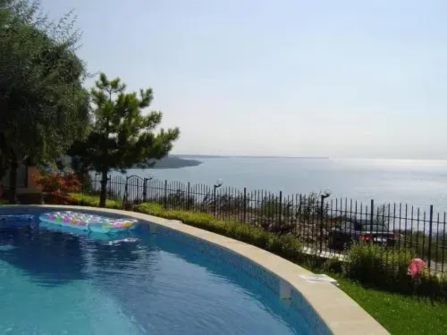 Sunny House Izgrev
