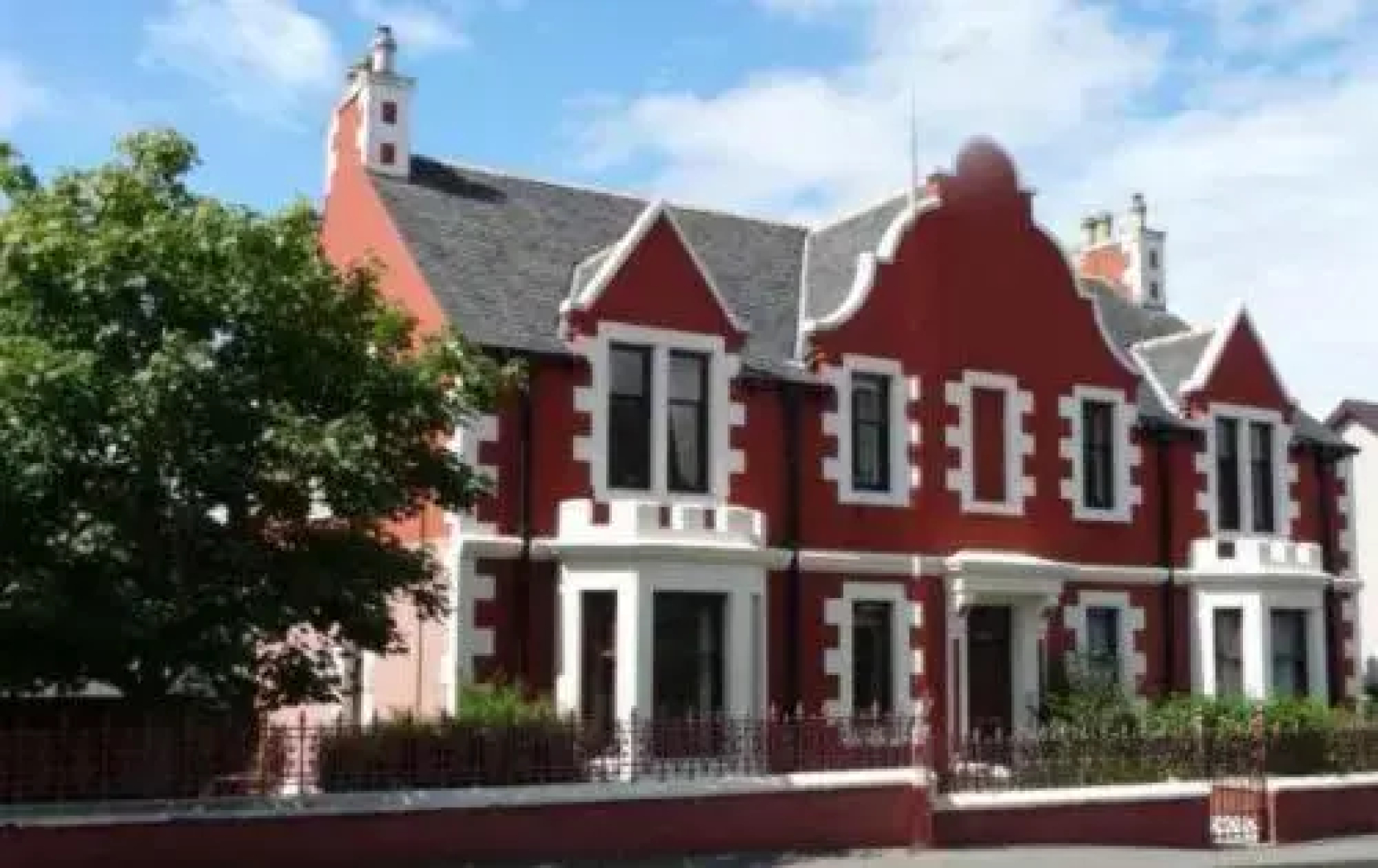 Cairn Dhu Apartment
