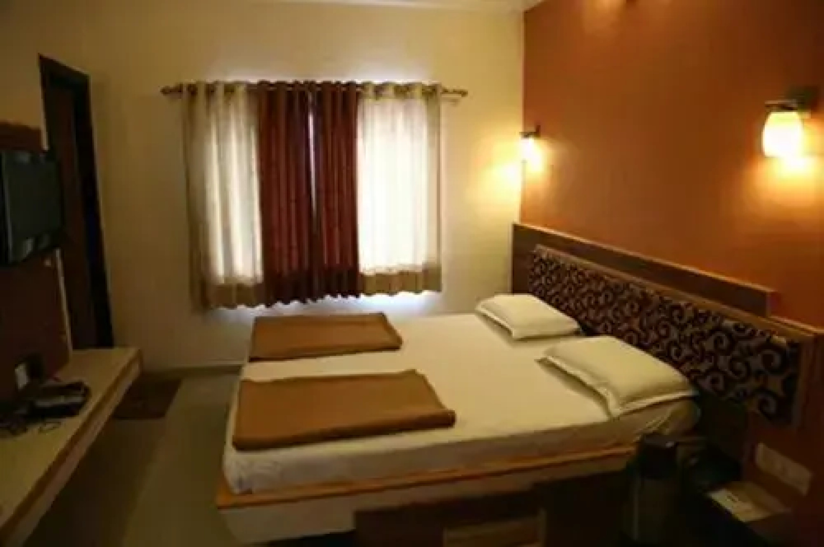 Crystal Inn