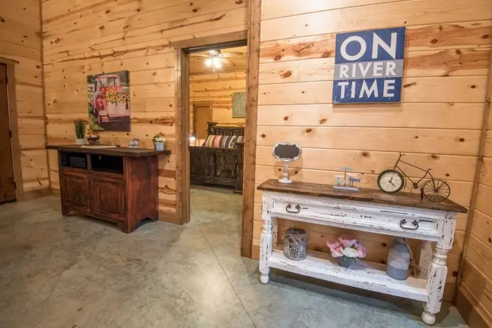 A River Runs Through It Lodge - 4 Br Cabin