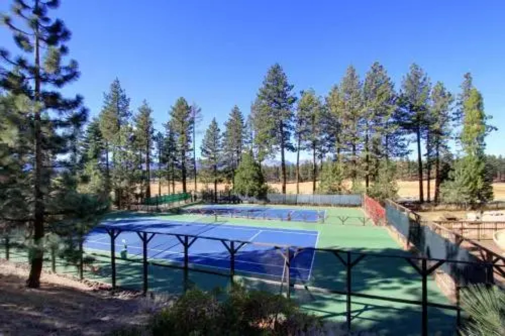 Lake Village Lair 4 Br condo by RedAwning