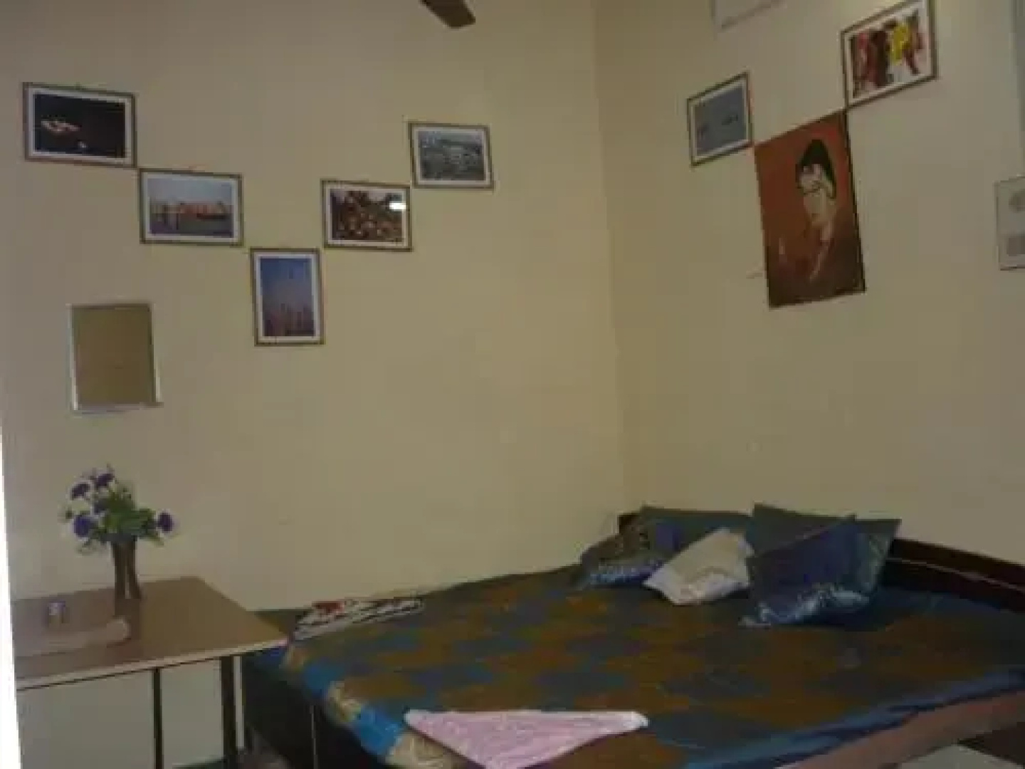 Aniket Paying Guest House