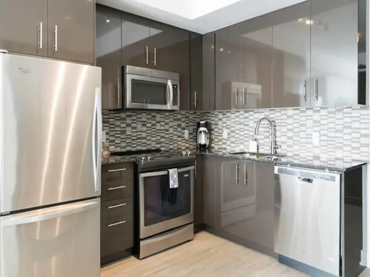 LM Stays - Condo in the Glebe
