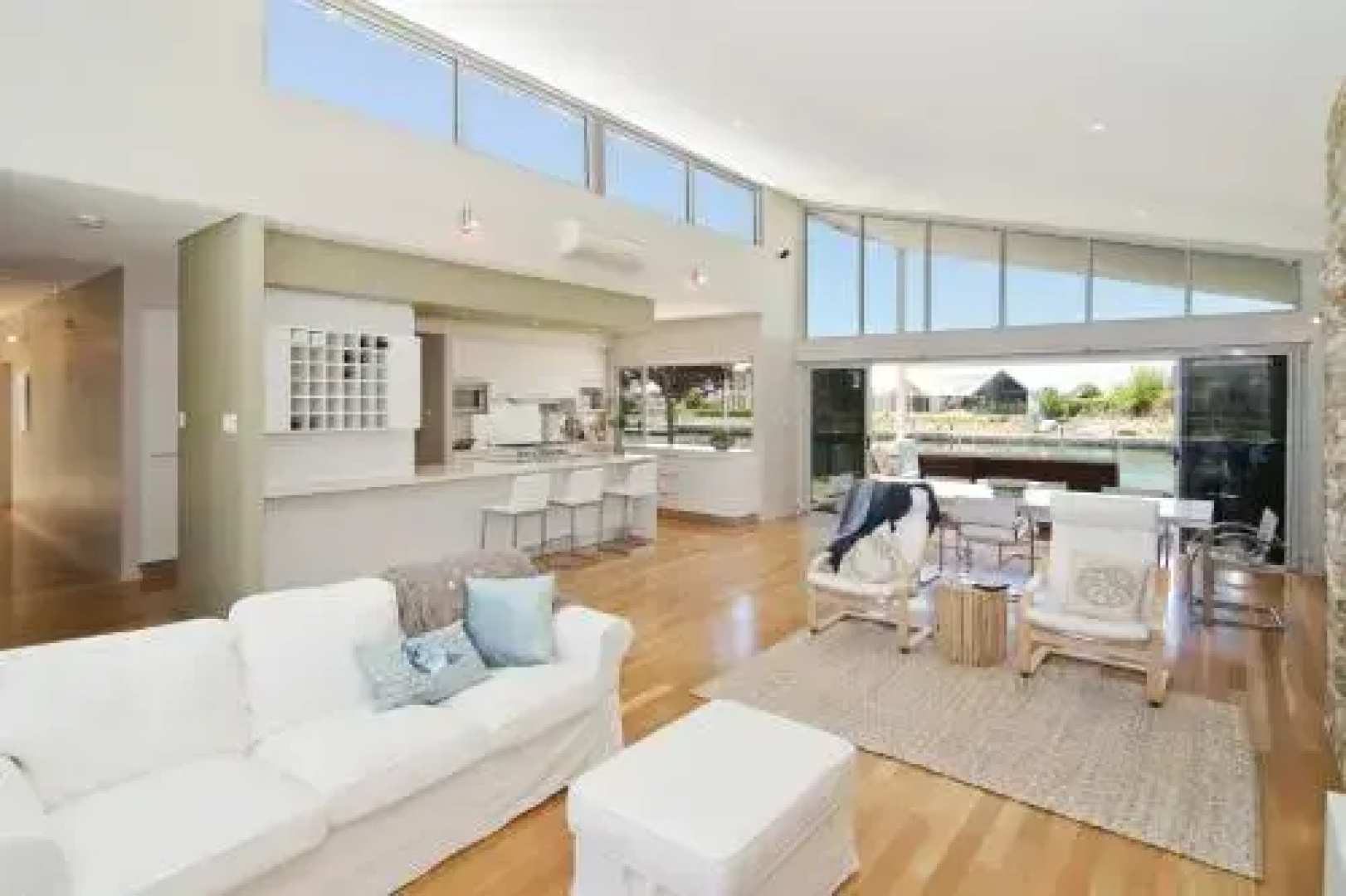 Dunsborough Holiday Homes – 6 Bernier Retreat