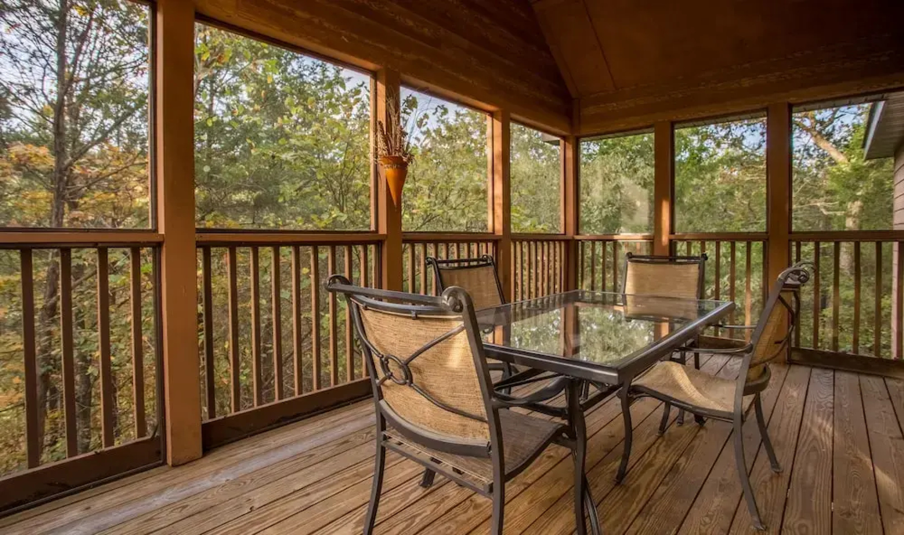 Lazy Pines Lodge by RedAwning