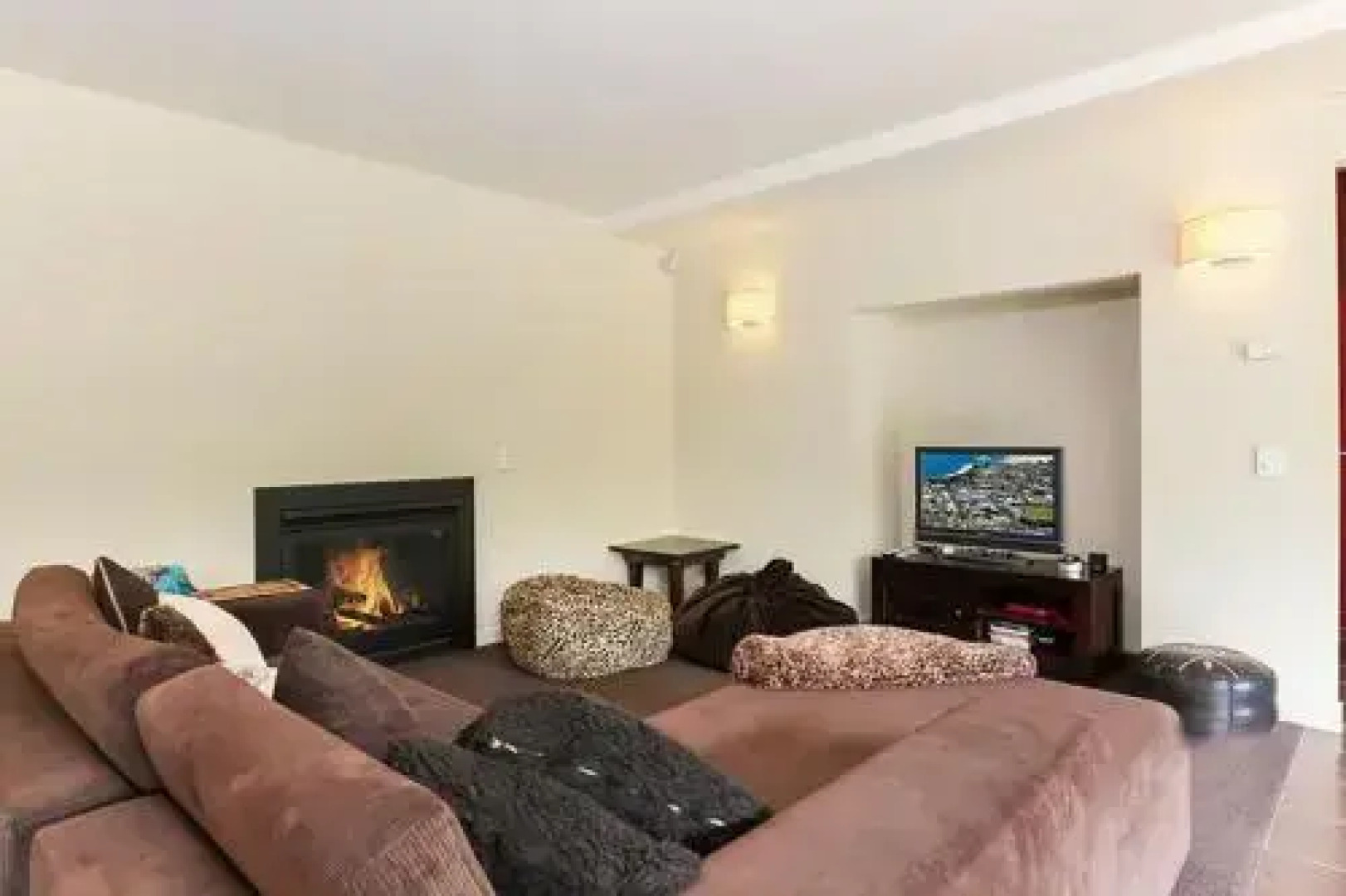 Silky Oaks Oasis - Surf Side