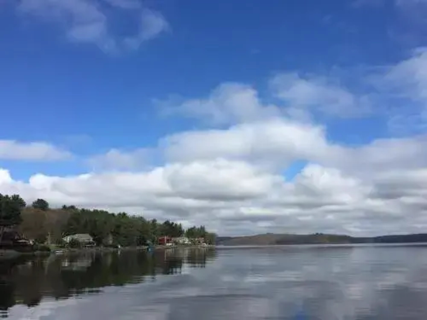 Lakeside Country Cottages