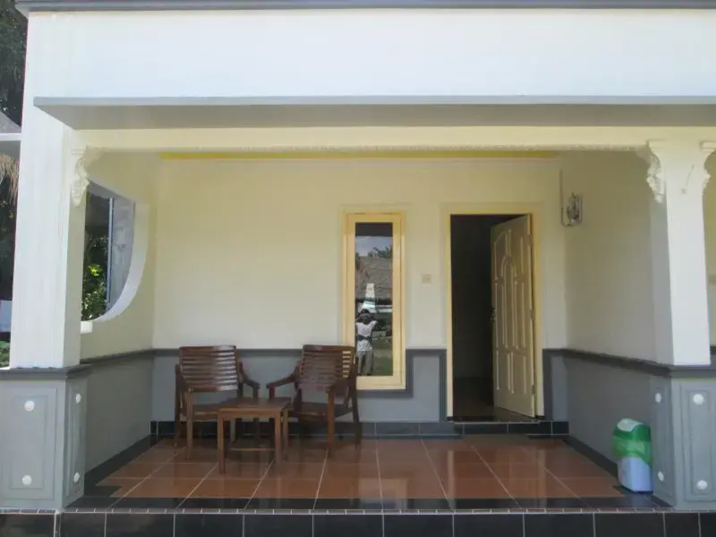 4R Bungalow