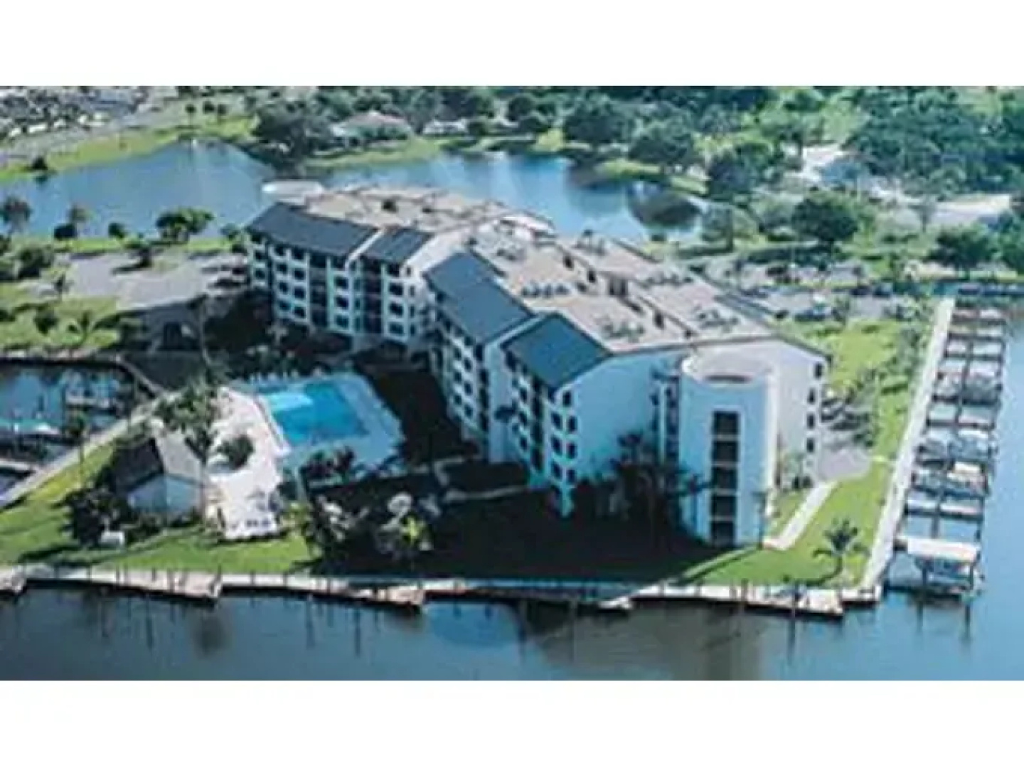 Santa Maria Harbour Resort 311