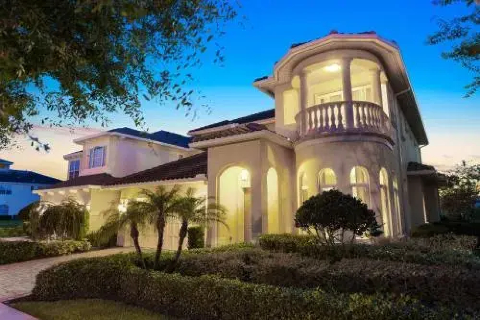 Modern Perfection in Reunion