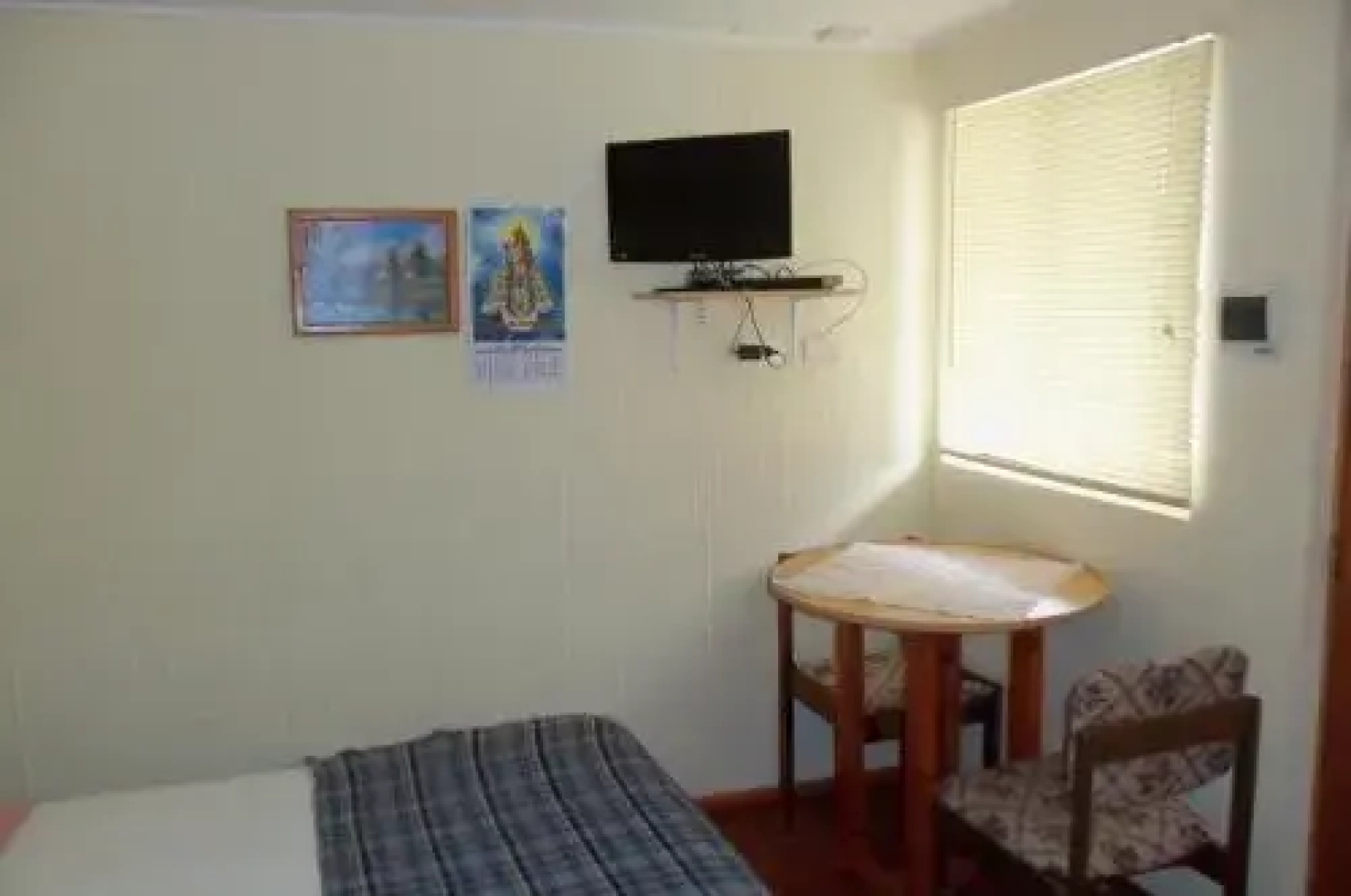 Acropolis Hostal