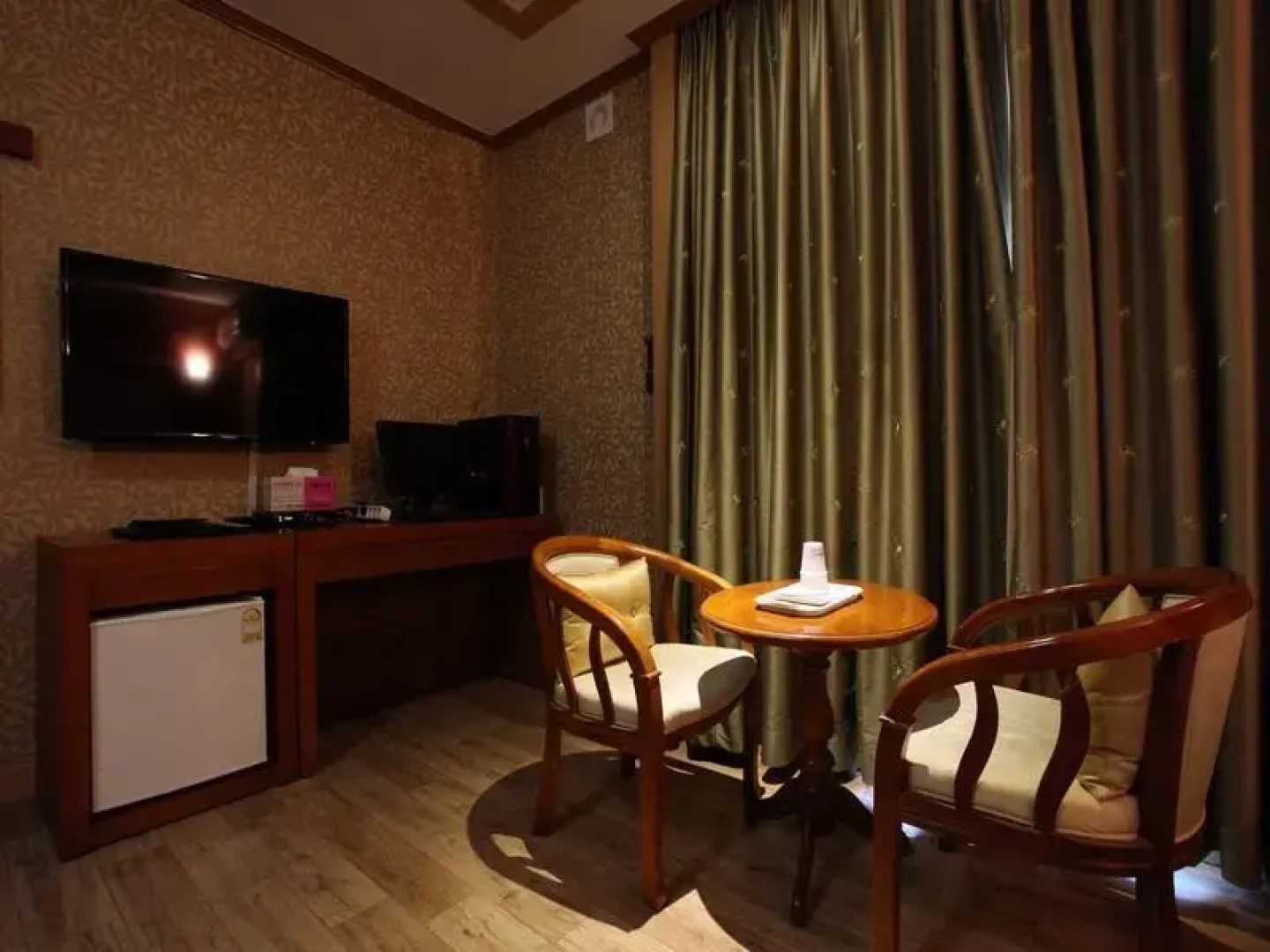WeolmoonJes Hotel