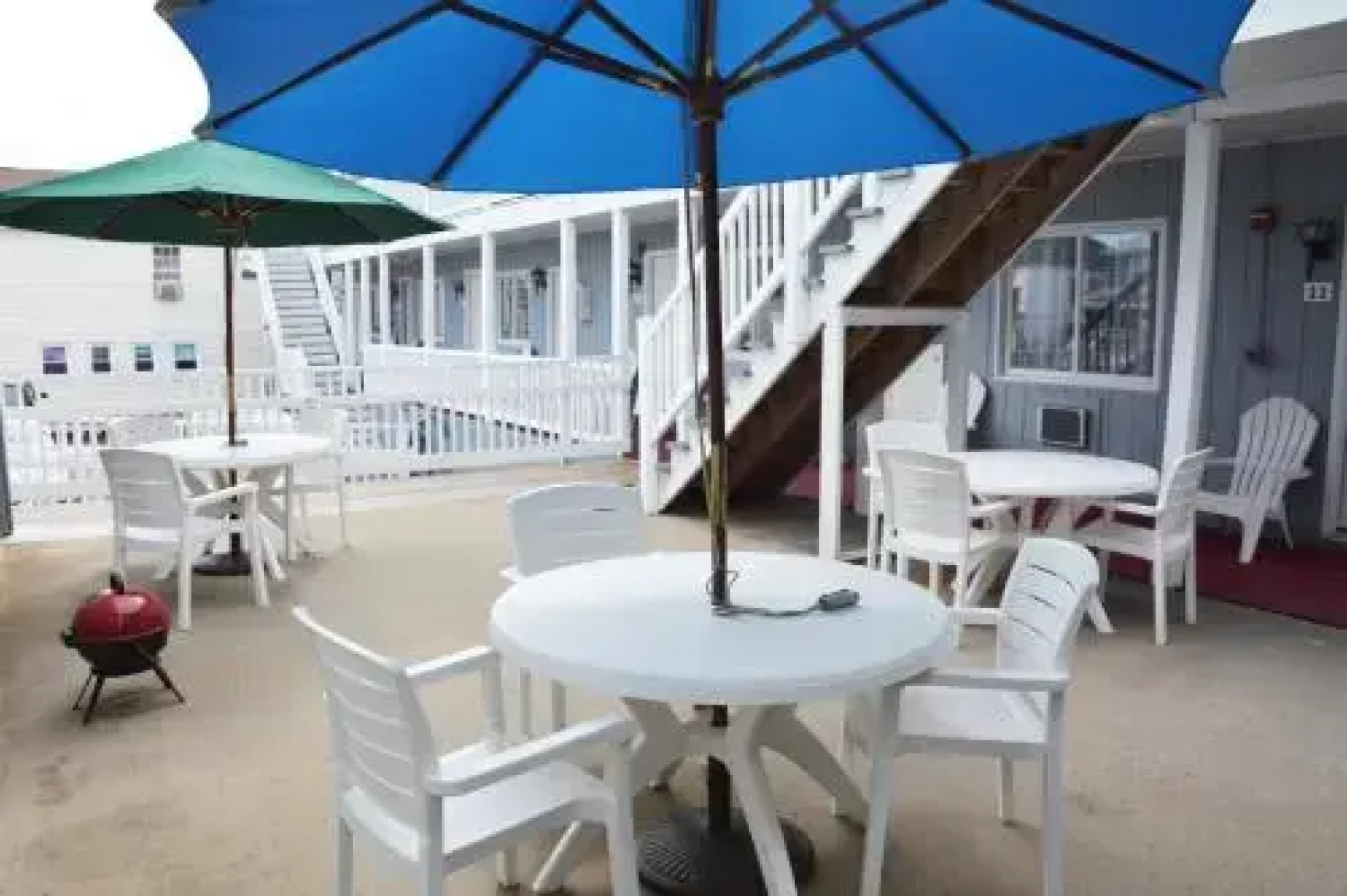 Neptune Beach Hotel and Suites