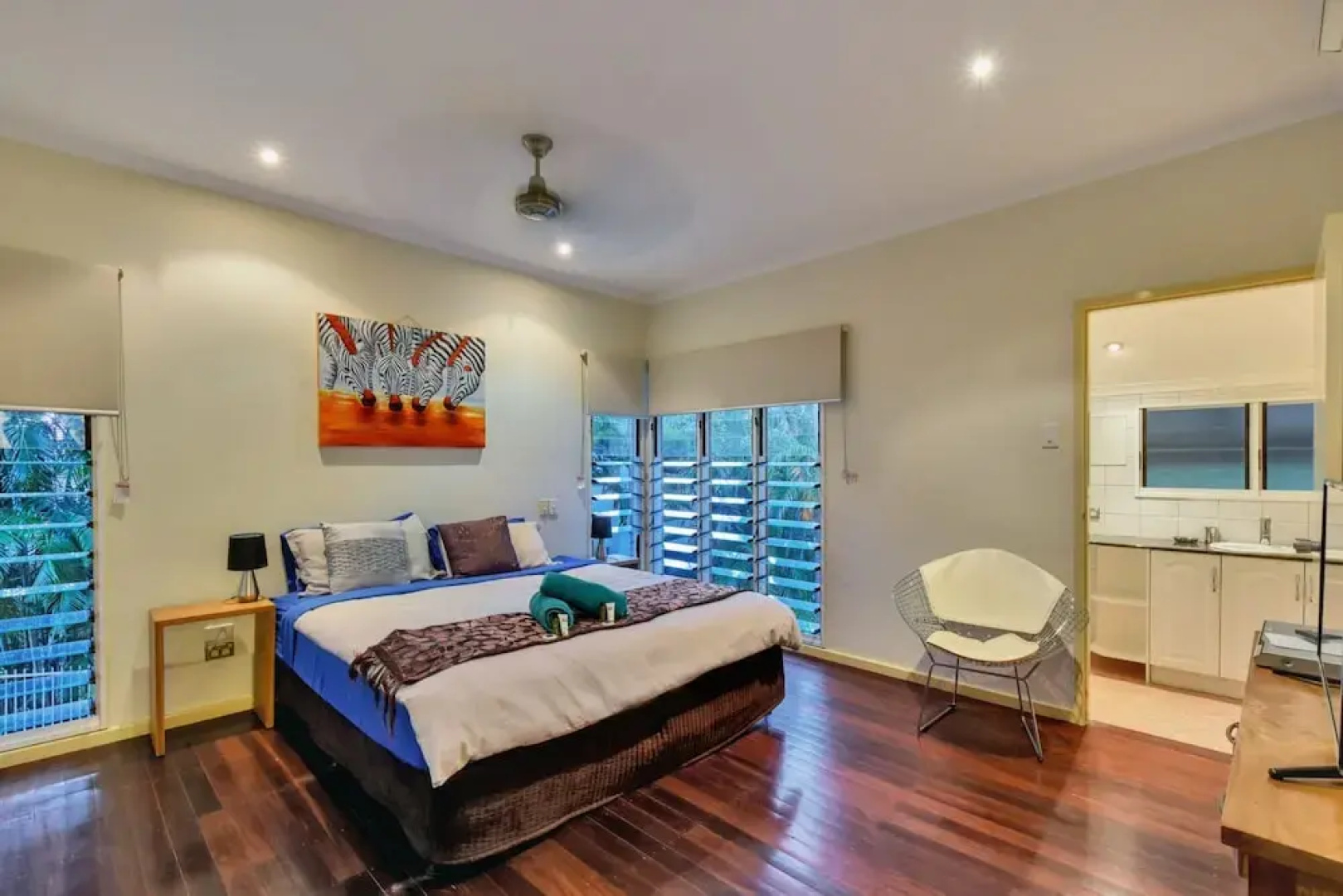 Waterfront 4brm House Cullen Bay