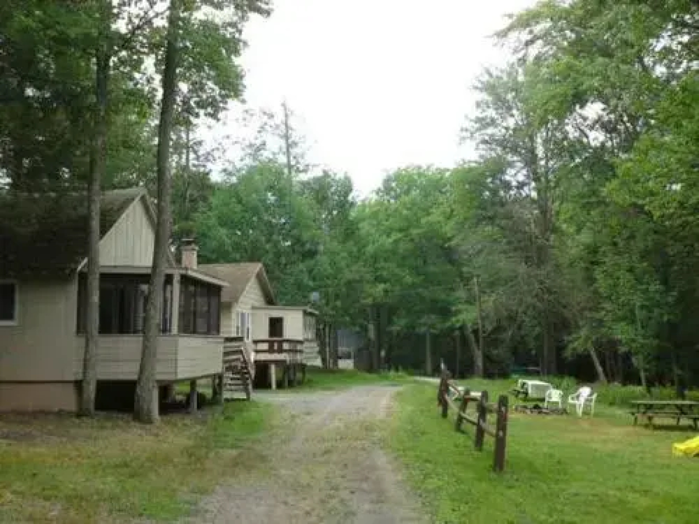 Lakeside Country Cottages