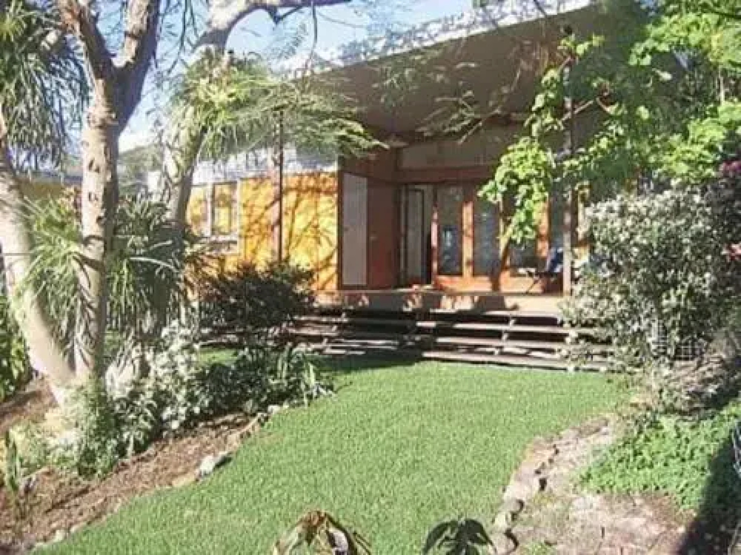 Decked out for a Fantastic Holiday - Winnett St, Woorim